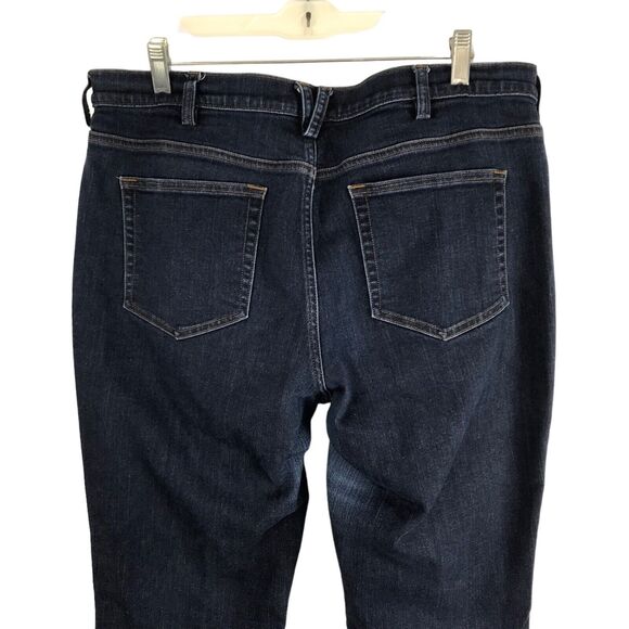 Duluth Trading Womens Jeans Size 14 Dark Wash Stretch Comfort Mid Rise Straight - Picture 9 of 11